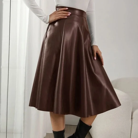 Classic Vegan Leather Pocket Midi Skirt - Picture 6 of 9